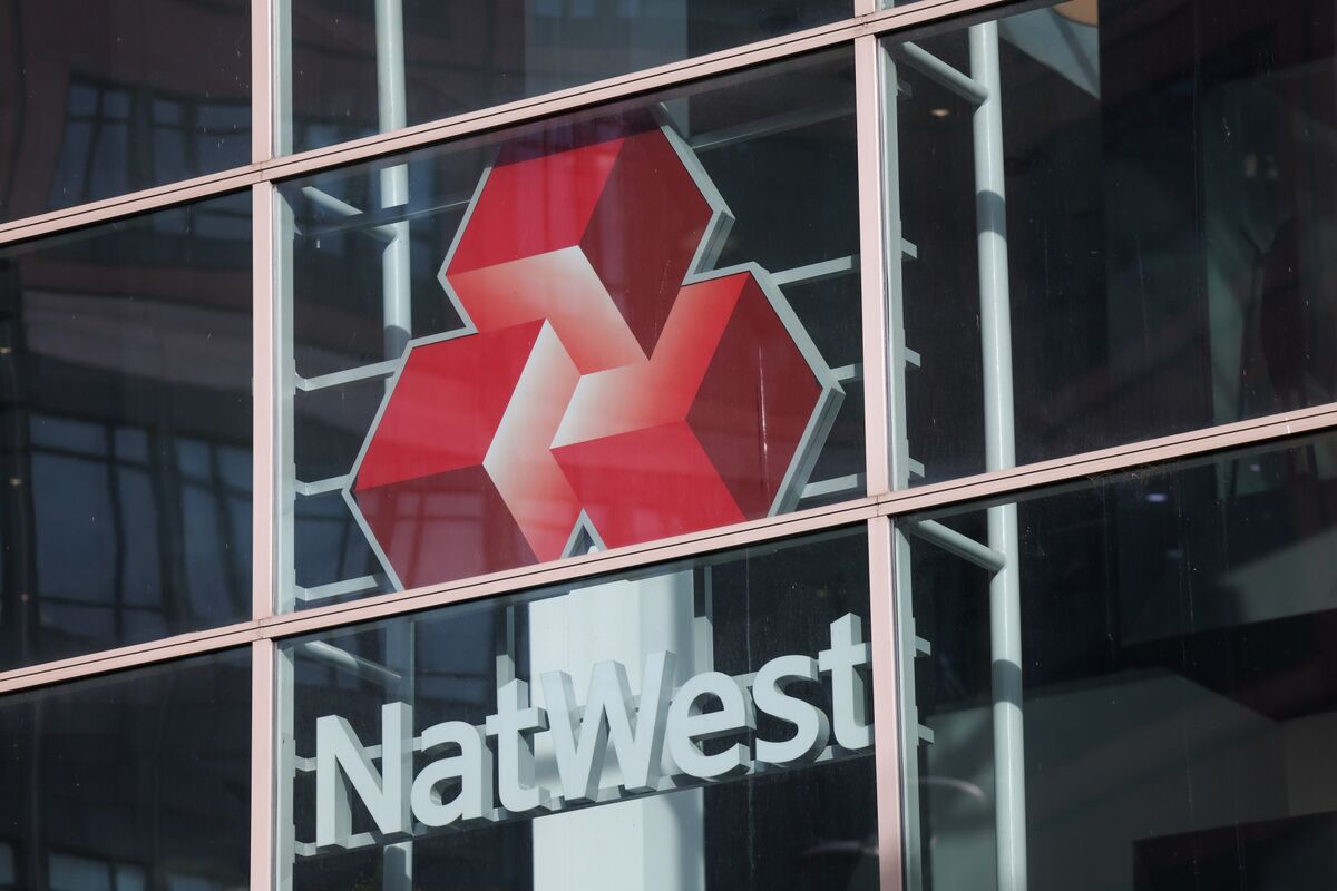 NatWest Sale Cash Should Go to UK Sovereign Fund, Peel Hunt Says ...