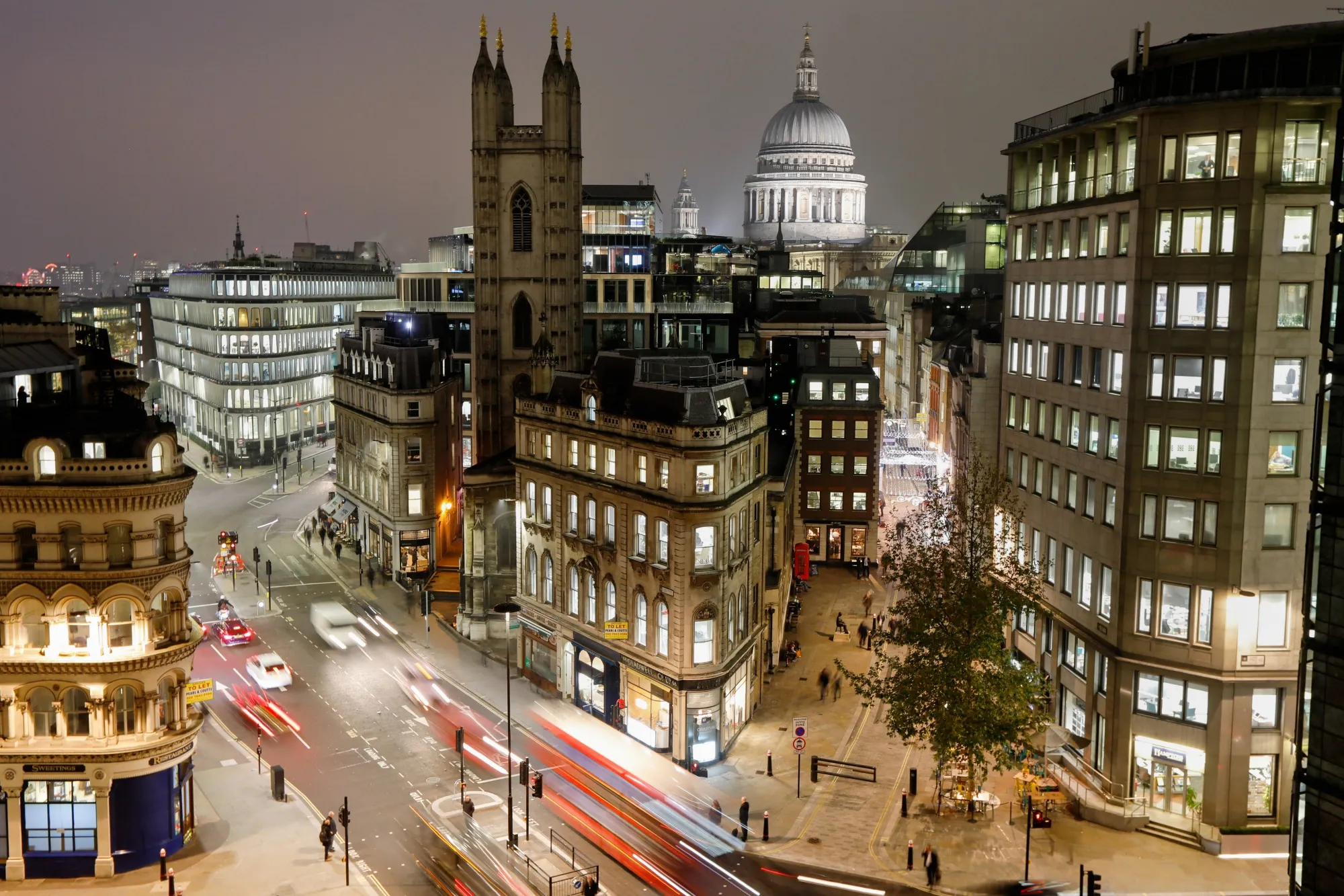 Prospect of Brexit Bargains Makes U.K. Top Spot For Property