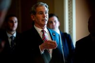 Bessent, GOP Huddle On Taxes As Economic Tension Builds