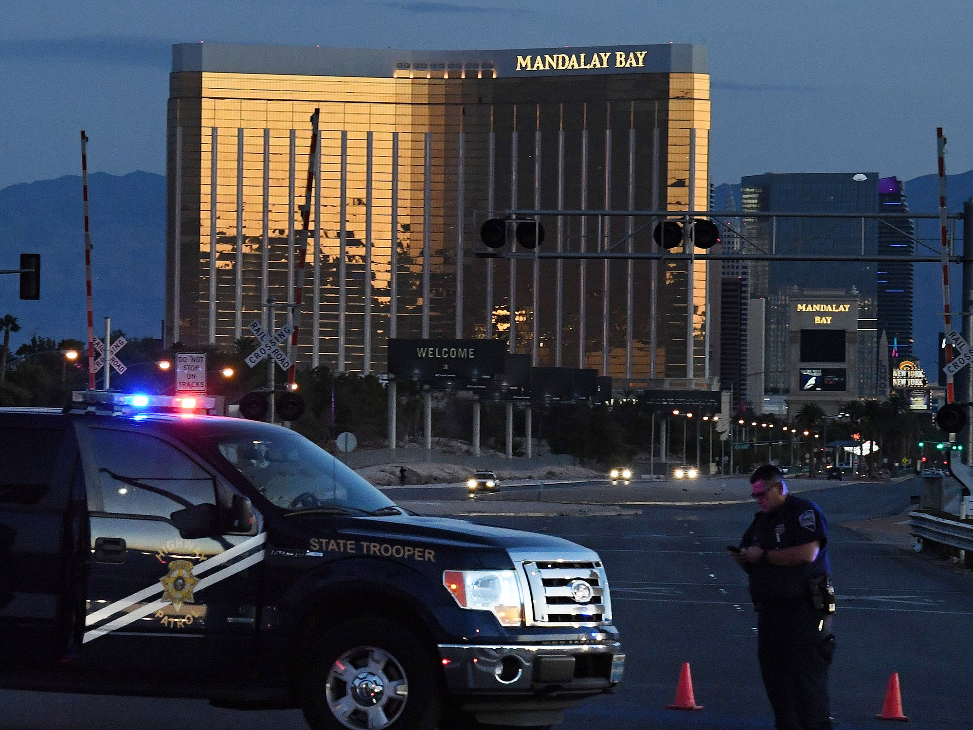 MGM Resorts Wants to Settle Vegas Shooting Victims' Claims - Bloomberg