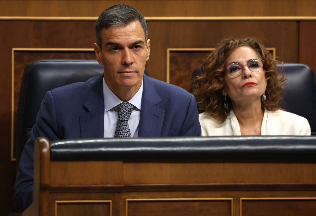 Spain Moves to Cut €83 Billion in Regional Government Debt