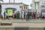 Chaotic New Naira Banknote Shortages Causes Bank Queues