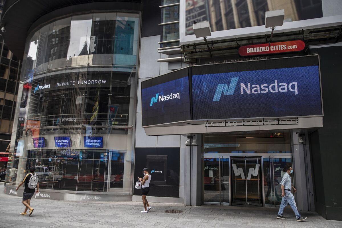 Nasdaq’s Profit Falls as Shaky Economy Keeps IPO Revival Elusive