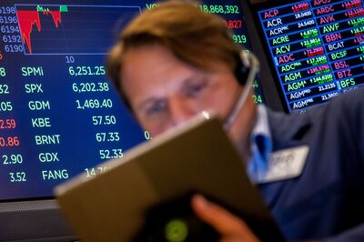 US Stocks Flat As Private Jobs Data Sparks Growth Concerns