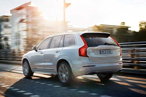 Volvo Reveals Its BMW Killer, the XC90