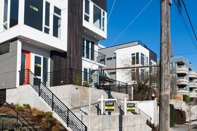 relates to Buyers Finally Get the Upper Hand in Hottest U.S. Housing Markets