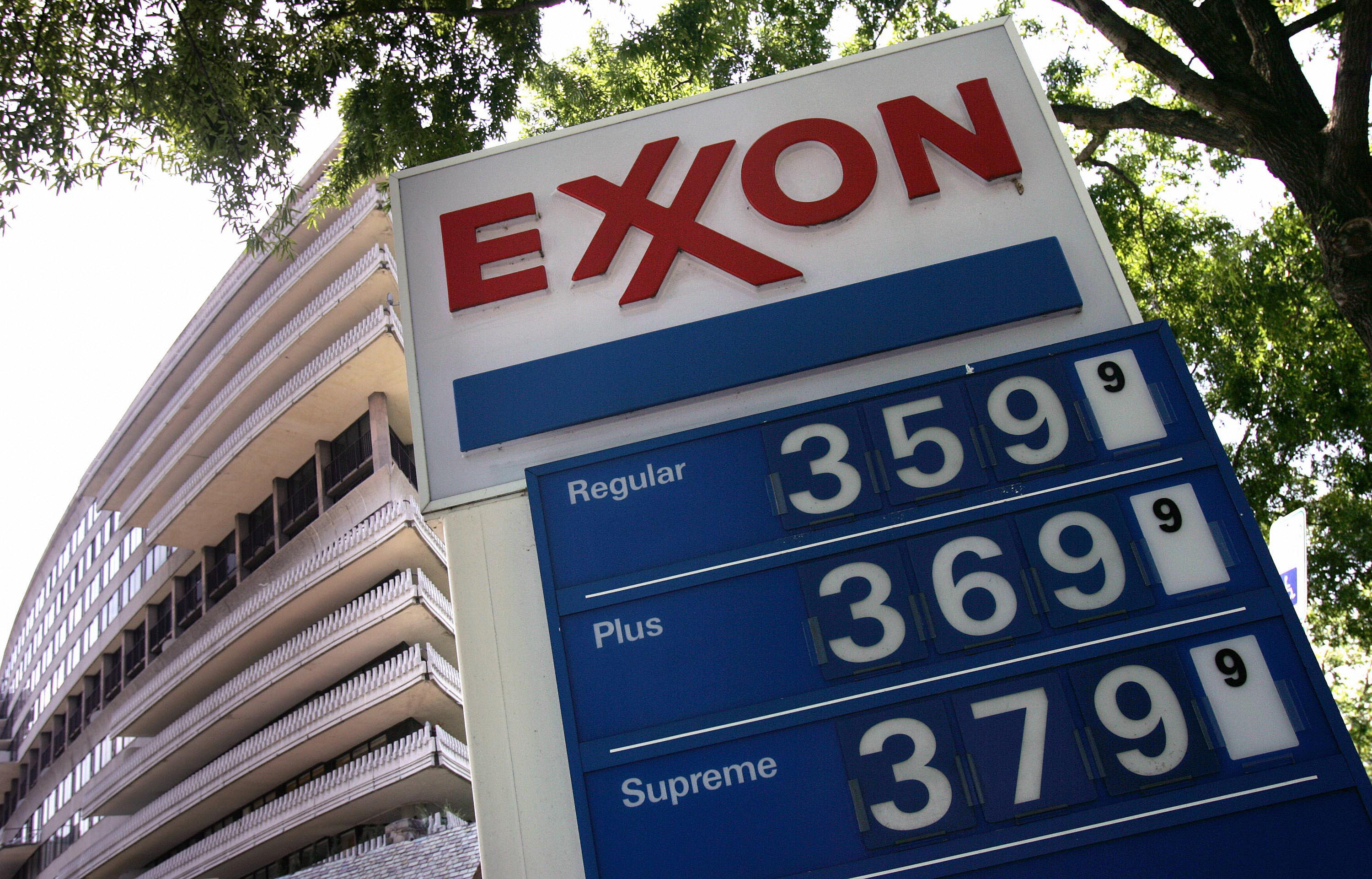 New York AG Exxon (XOM) Climate Suit: Wielding the Cost Weapon - Bloomberg