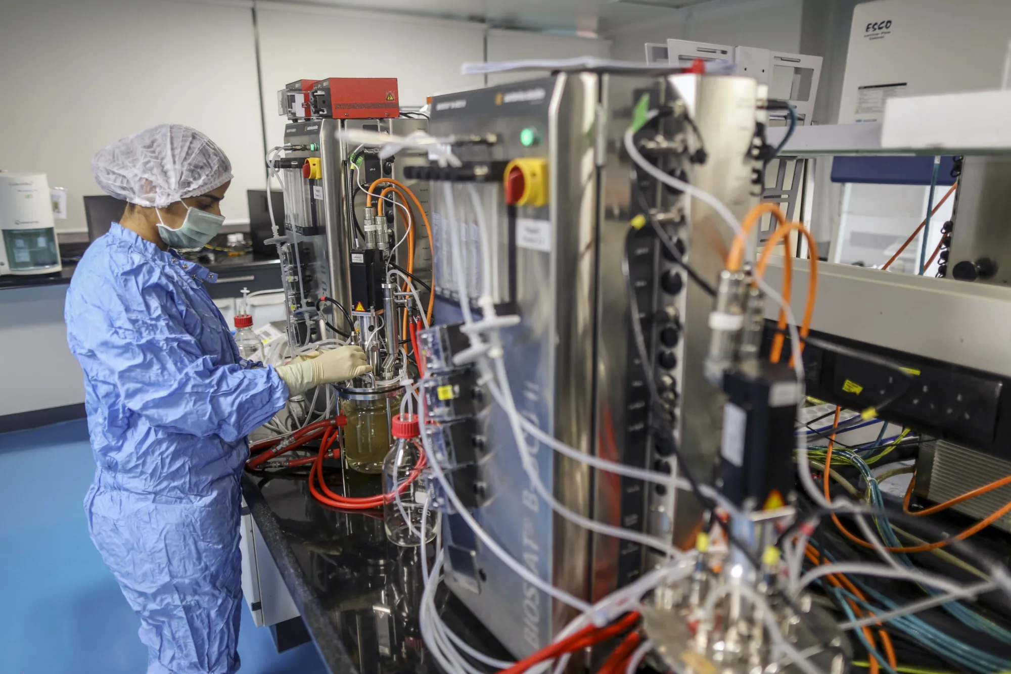 Biocon Sees Approvals Unlocking $1 Billion Biosimilar Sales - Bloomberg