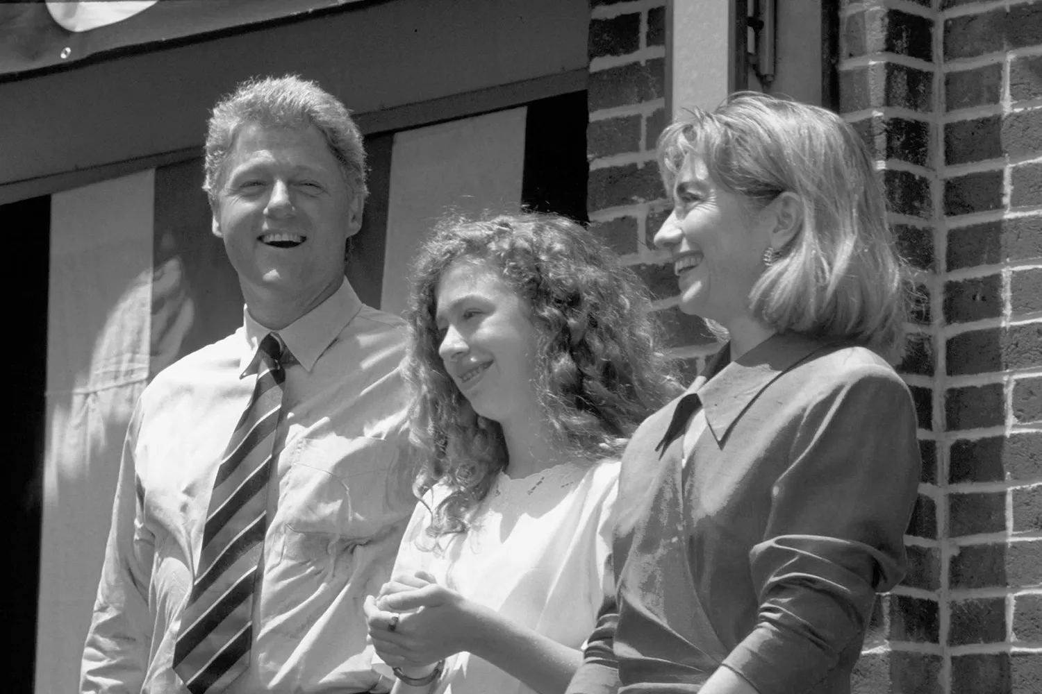 Dem. presidential cand. AR Gov. Bill & Hillary Rodham Clinton w. daughter Chelsea during campaign event. Photographer: Cynthia Johnson/The LIFE Images Collection via Getty Images