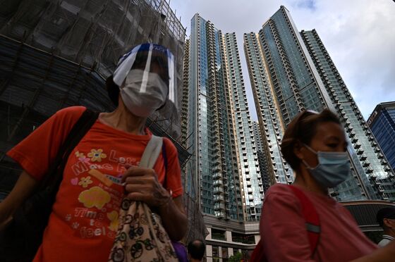 Hong Kong Turns to Businesses to Fix Foundering Vaccine Push