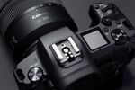 Canon Unveils Mirrorless Camera in Battle for Pro-Photography Market