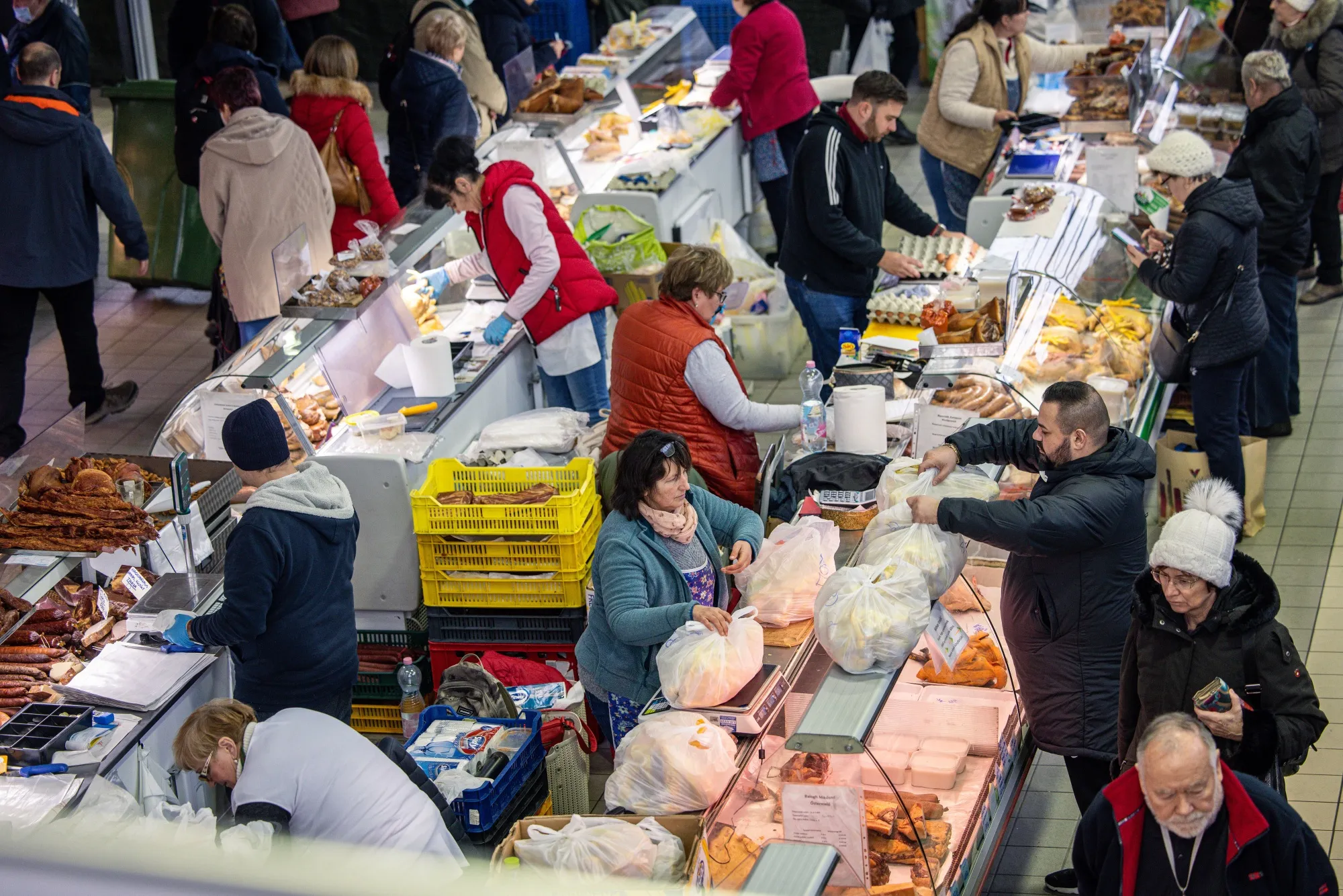 Hungary’s&nbsp;consumer price growth slowed to 25.2% in March.