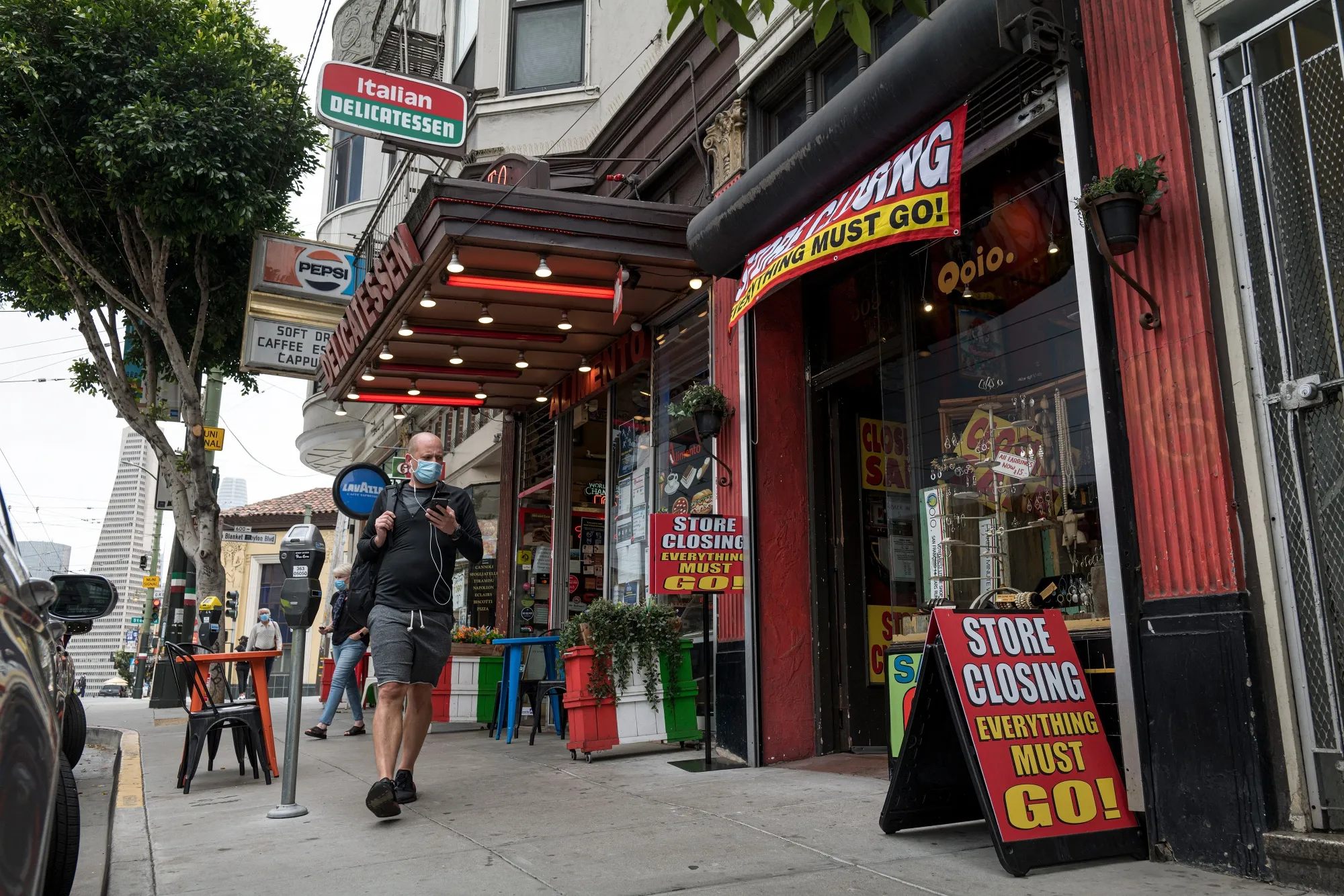 A closing store in San Francisco, California, U.S., on&nbsp;Aug. 5.