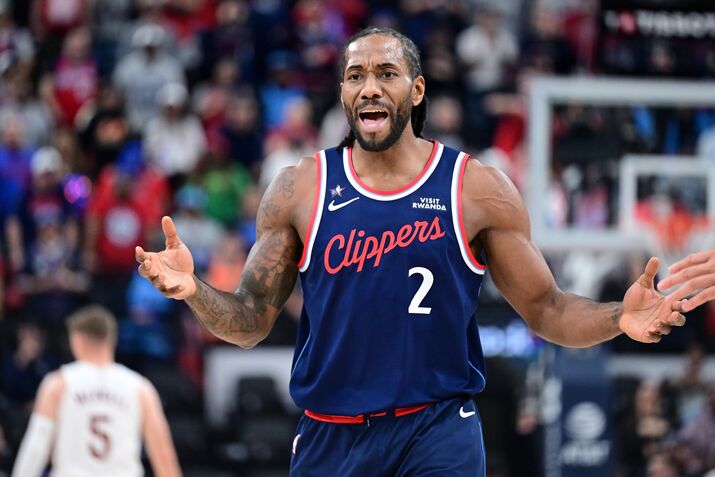 Cleveland Cavaliers v Los Angeles Clippers