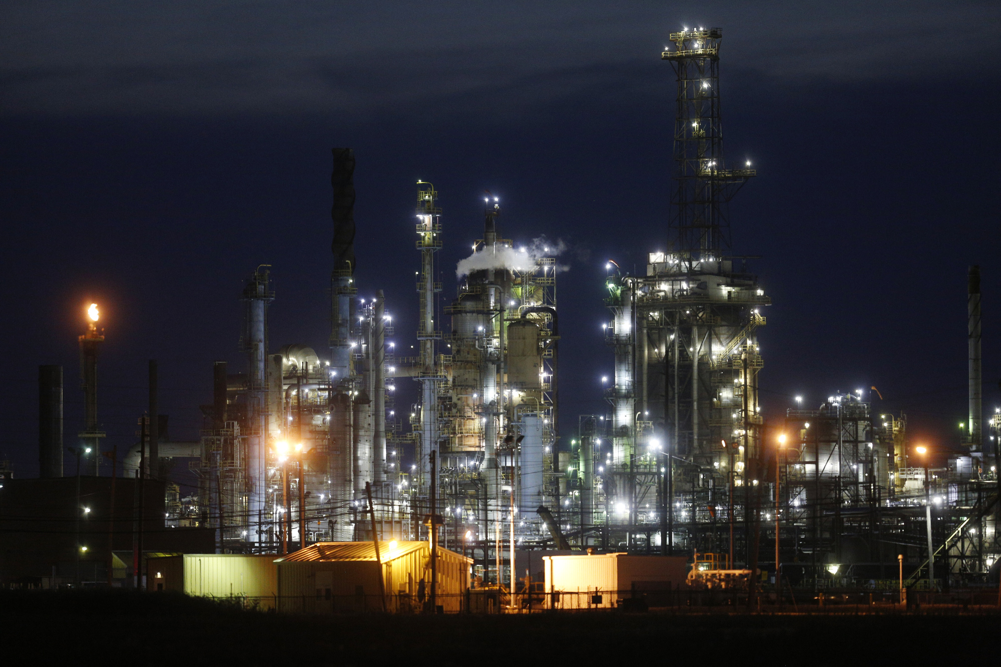 The BP-Husky Toledo Refinery As World Gas Output Stalls While Prices Hit U.S. Shale  
