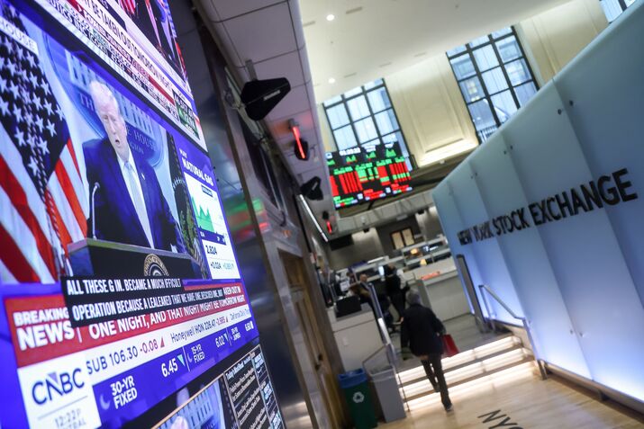 Traders On The Floor Of The New York Stock Exchange As President Trump Holds New Conference