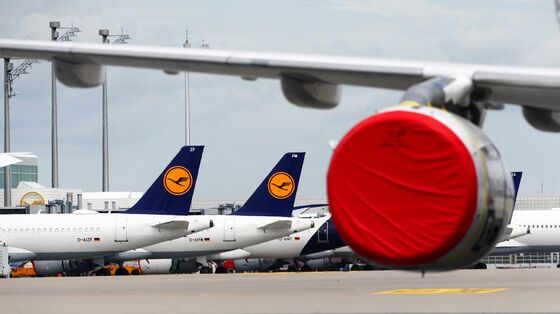 Germany to Take Lufthansa Stake in Landmark $9.8 Billion Bailout