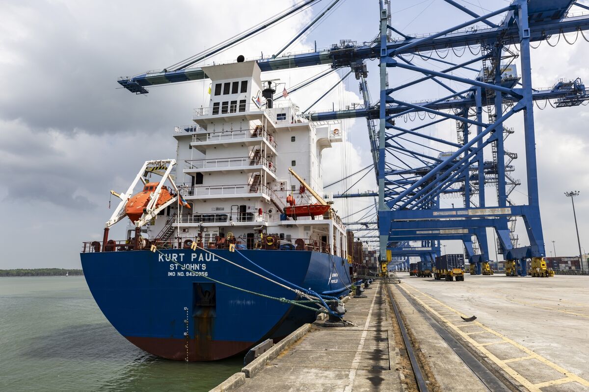 Malaysia’s Export Growth Slows as Trade with US Declines