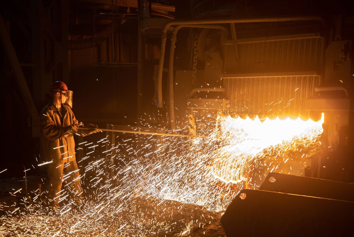 Steel's Path to Go Green Will Cost Industry Up to $278 Billion - Bloomberg