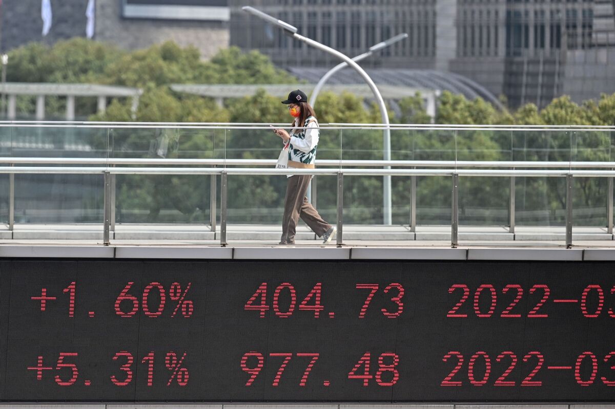 China Hedge Fund Sees Rebound in Economy, Worst Over for Chinese Stocks ...