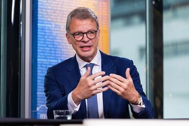Deutsche Bank AG CEO Christian Sewing And Siemens CEO Roland Busch Interview