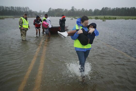 Florence's Floodwaters Overwhelm Coastal North Carolina; 5 Dead