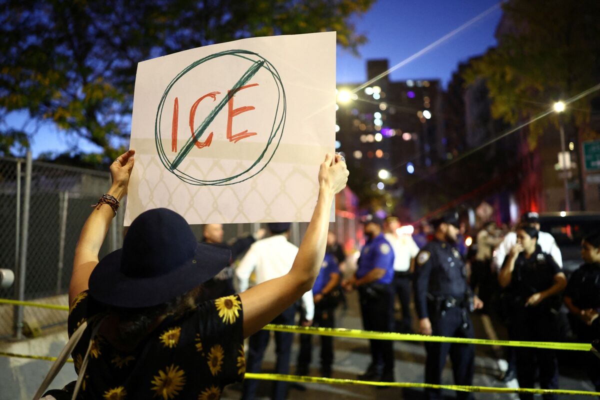 ICE Is Testing Trump’s ‘Fifth Avenue’ Theory