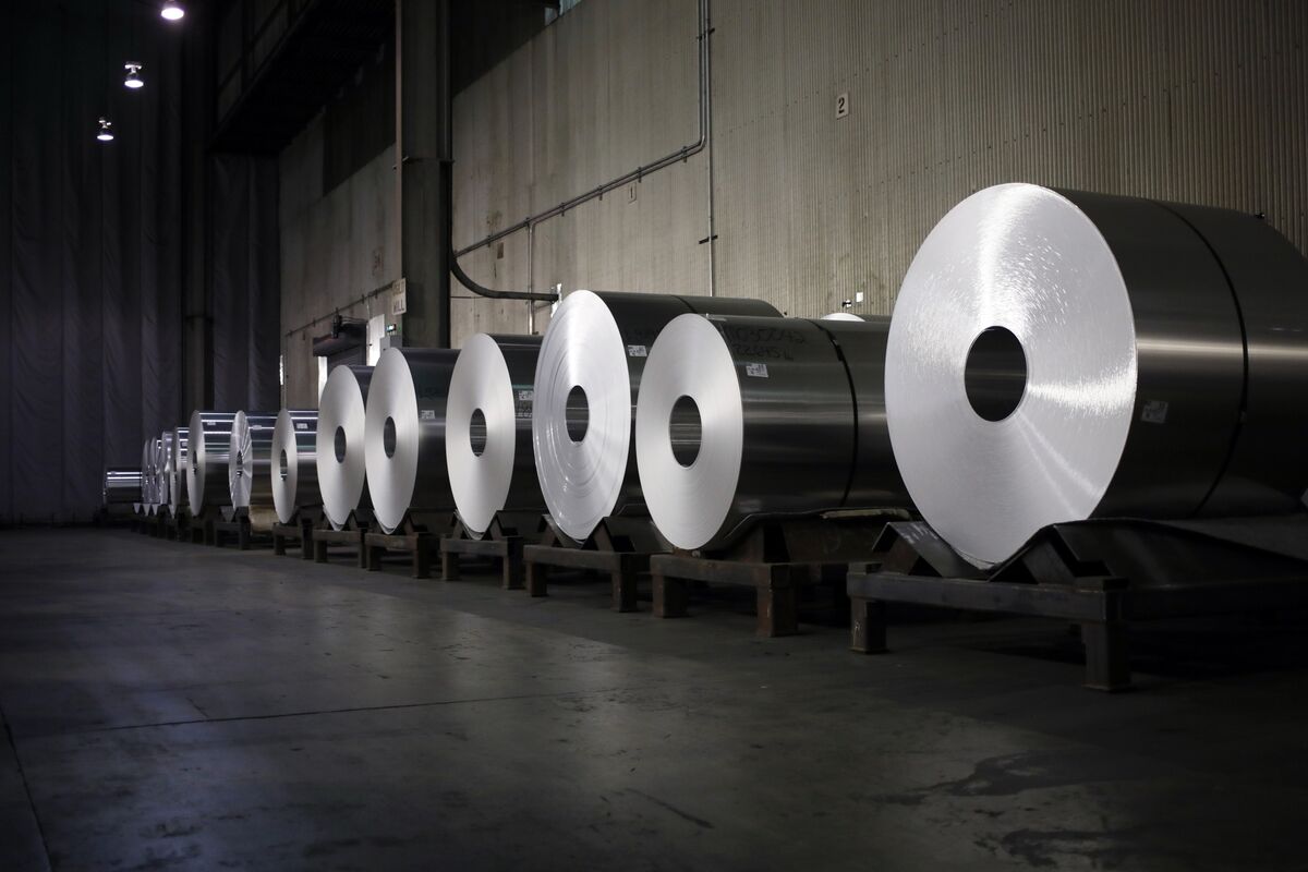 
                            Aluminum Supply Shock Brings Massive Options Bet Into the Money