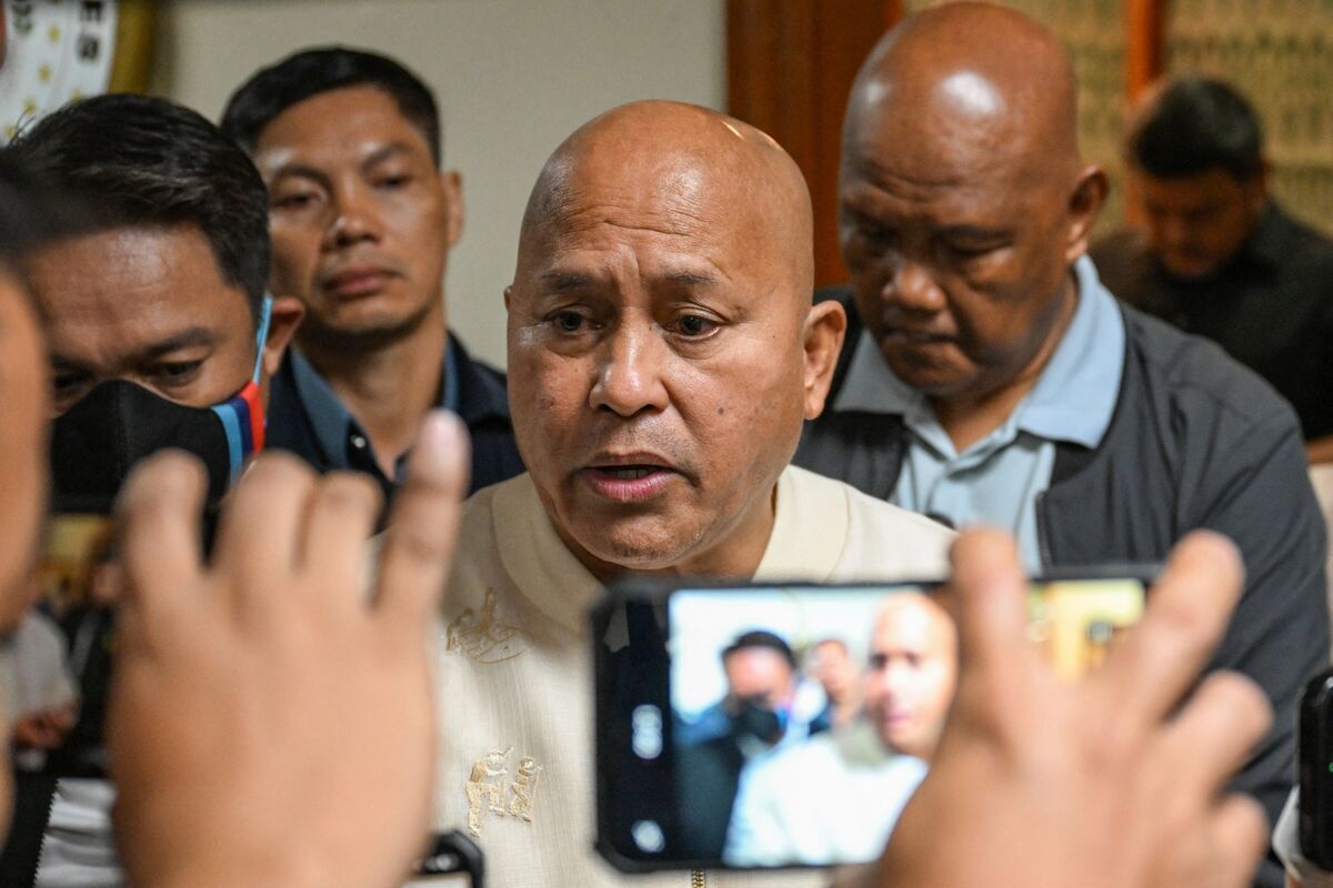 Duterte Ally Trapped in Philippine Senate Vows to Avoid Arrest