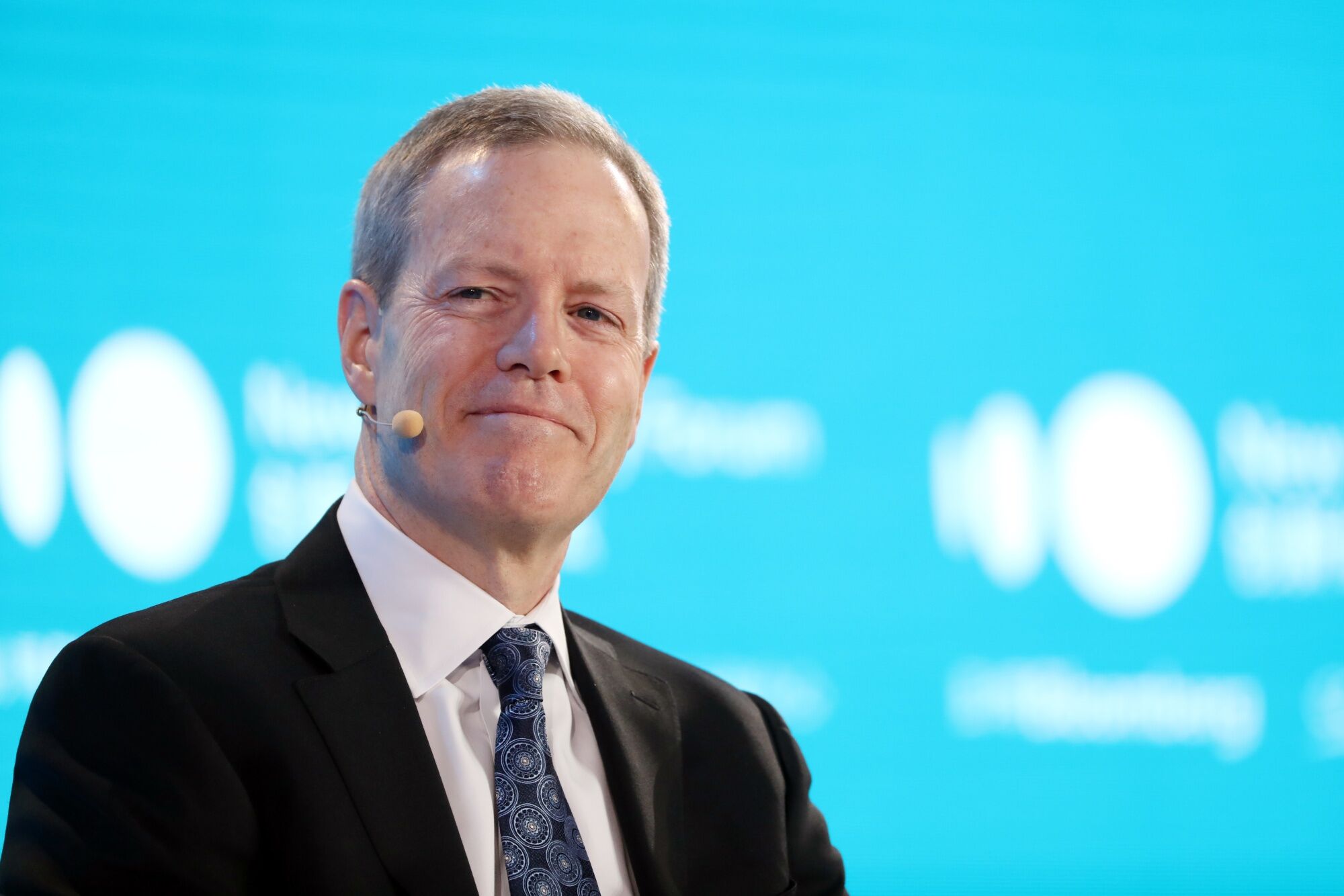 3m-names-outsider-with-m-a-pedigree-as-ceo-in-shake-up-bloomberg