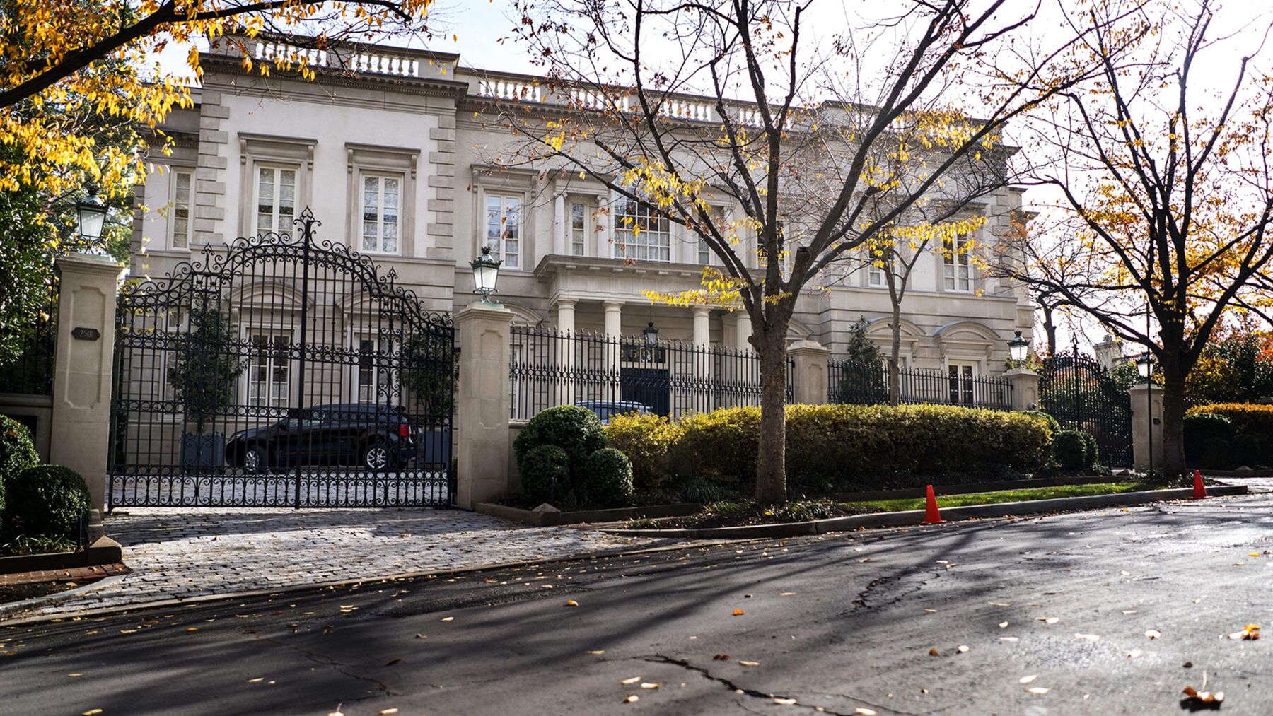 Russian Embassy In Washington Now Located On Nemtsov Plaza Bloomberg   1800x1013 