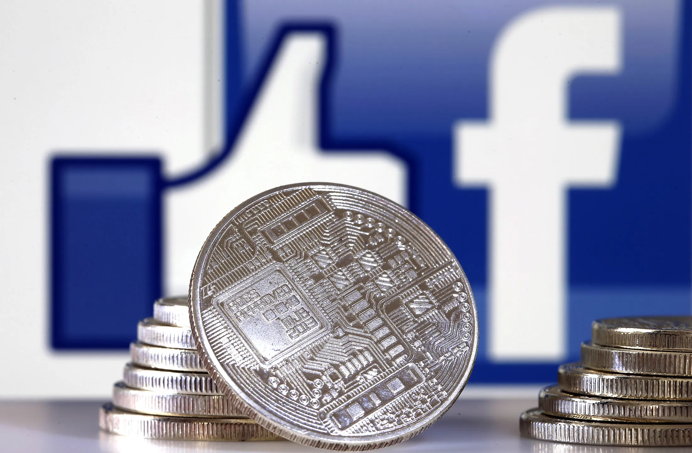 Libra Facebook : Illustration