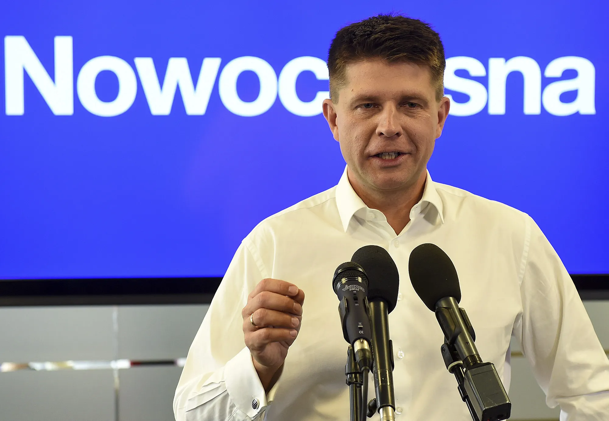 Ryszard Petru, leader of Nowoczesna, speaks during a news conference Oct. 9, 2015.
