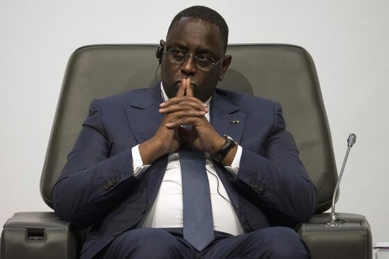 Economy Hands Edge to Senegal's Sall as Voters Go to Polls