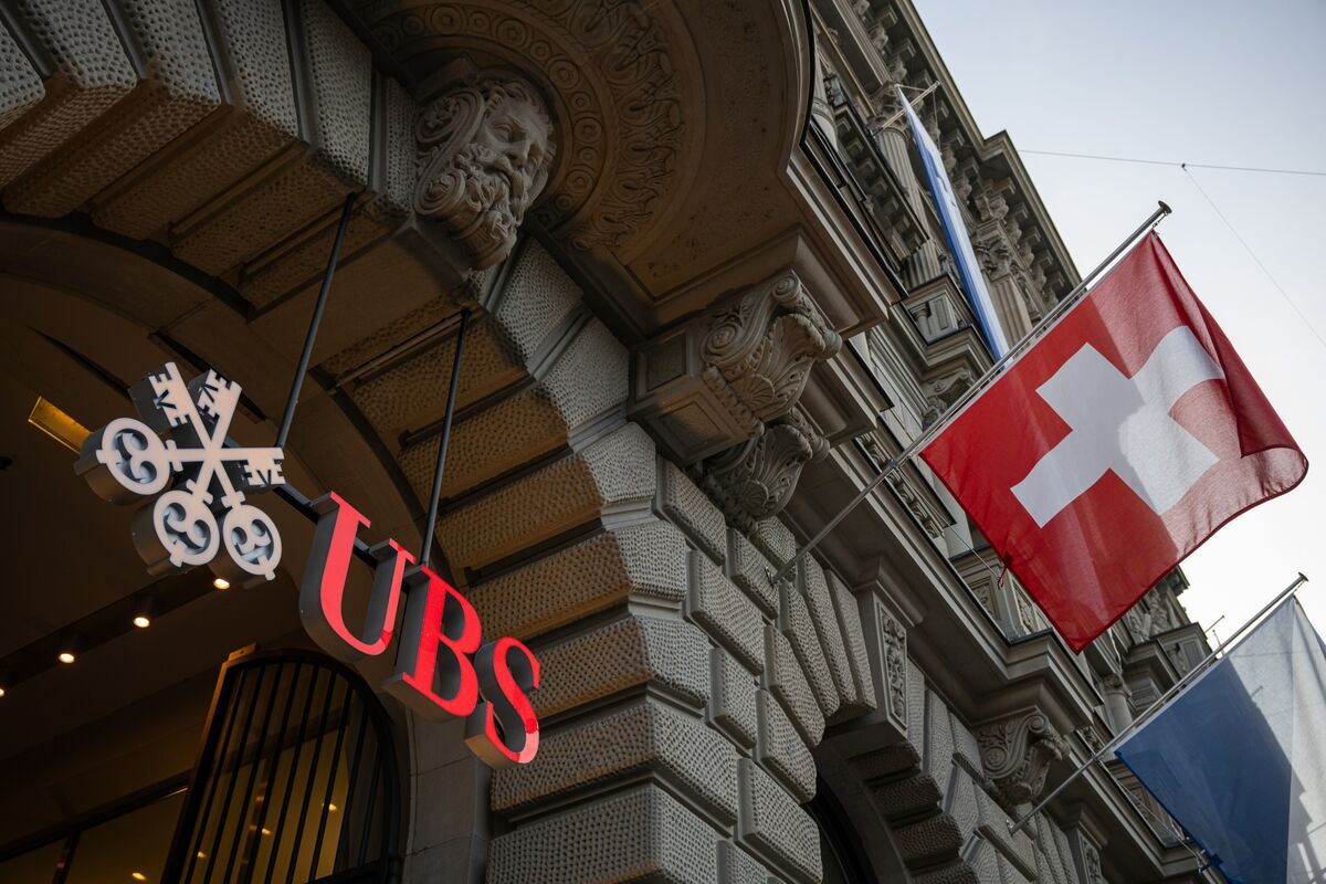 Swiss Upper House Backs 90% Compromise Plan on UBS Capital
