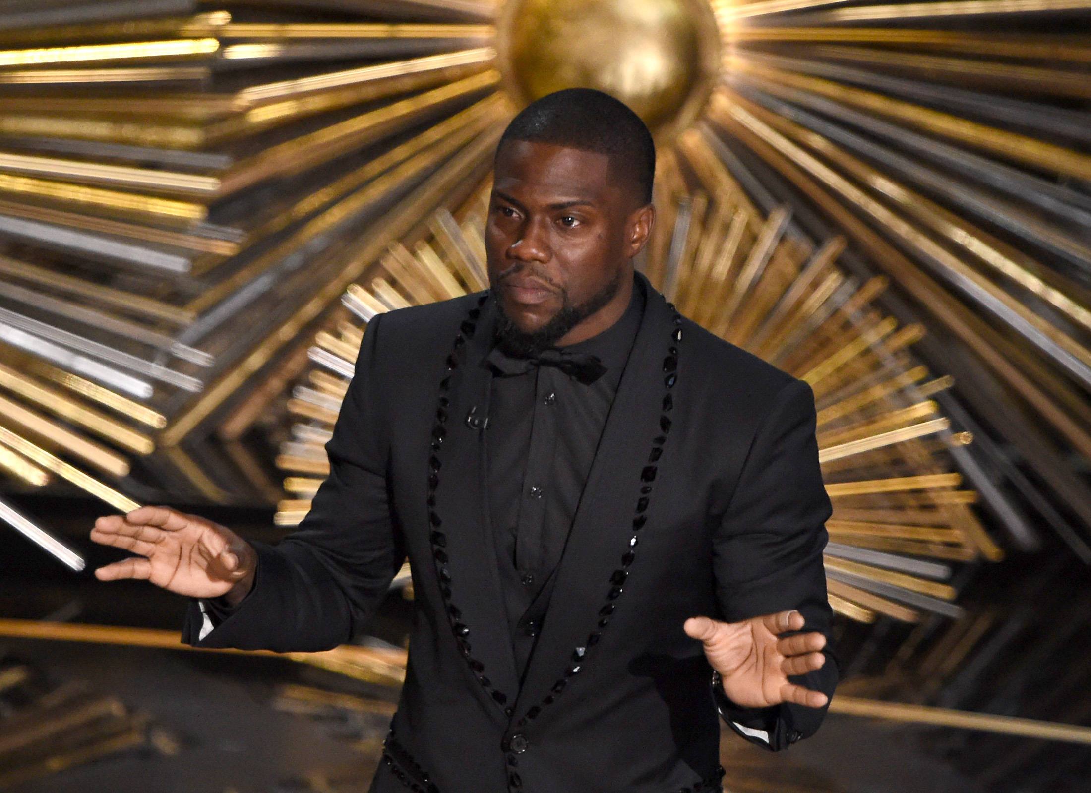 NBC Tries New Tack With Kevin Hart Movie Ad: Promising Results - Bloomberg