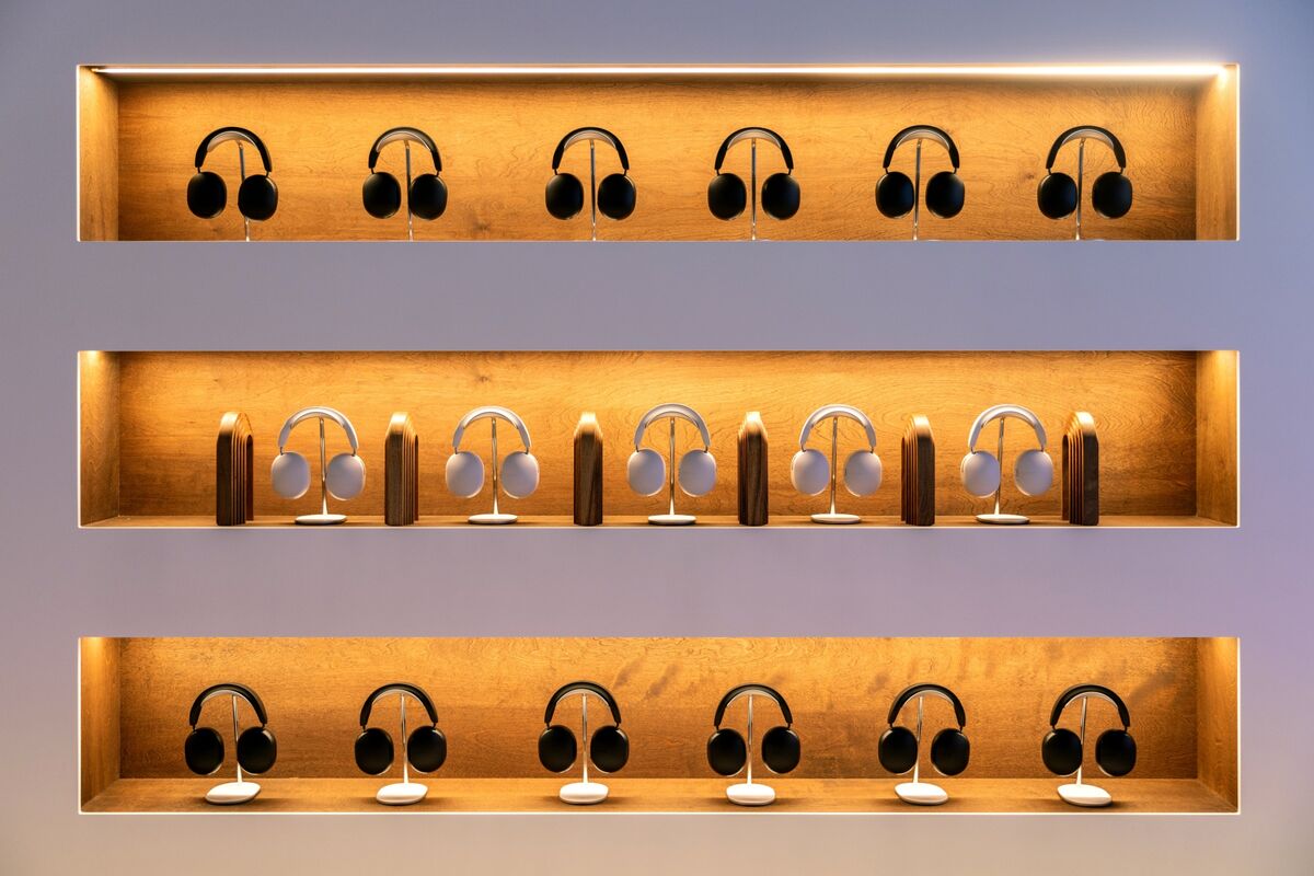 Sonos Upgrades Ace Headphones as Part of Software Turnaround