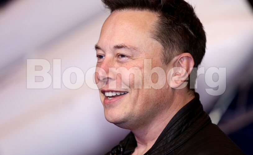 Billionaire Elon Musk Receives Axel Springer Award