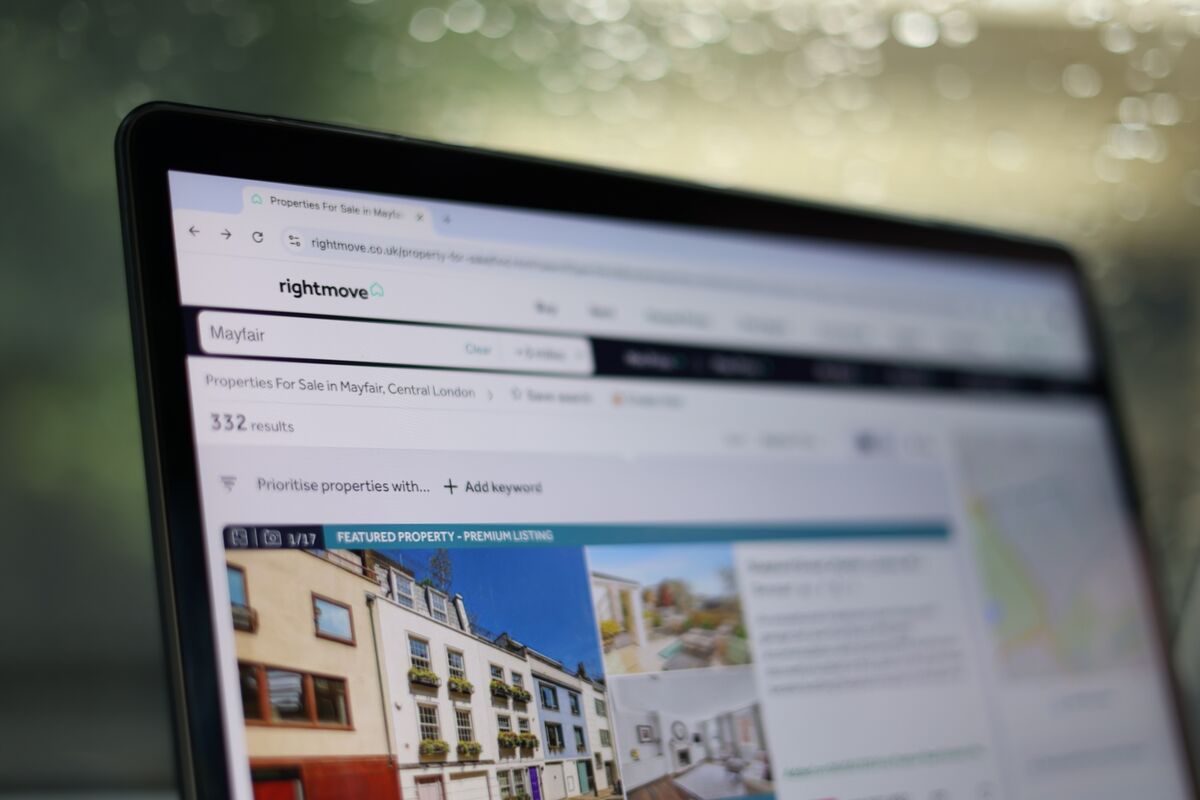 Rightmove Shares Plunge Most on Record on Guidance, AI Spending