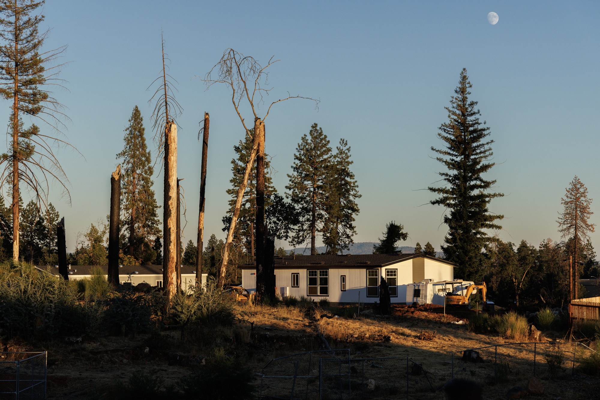 Wildfire Recovery in Paradise Holds Lessons for Lahaina - Bloomberg