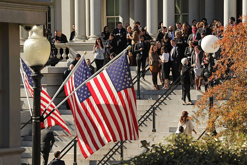 Obama employees, soon to be out of work.

