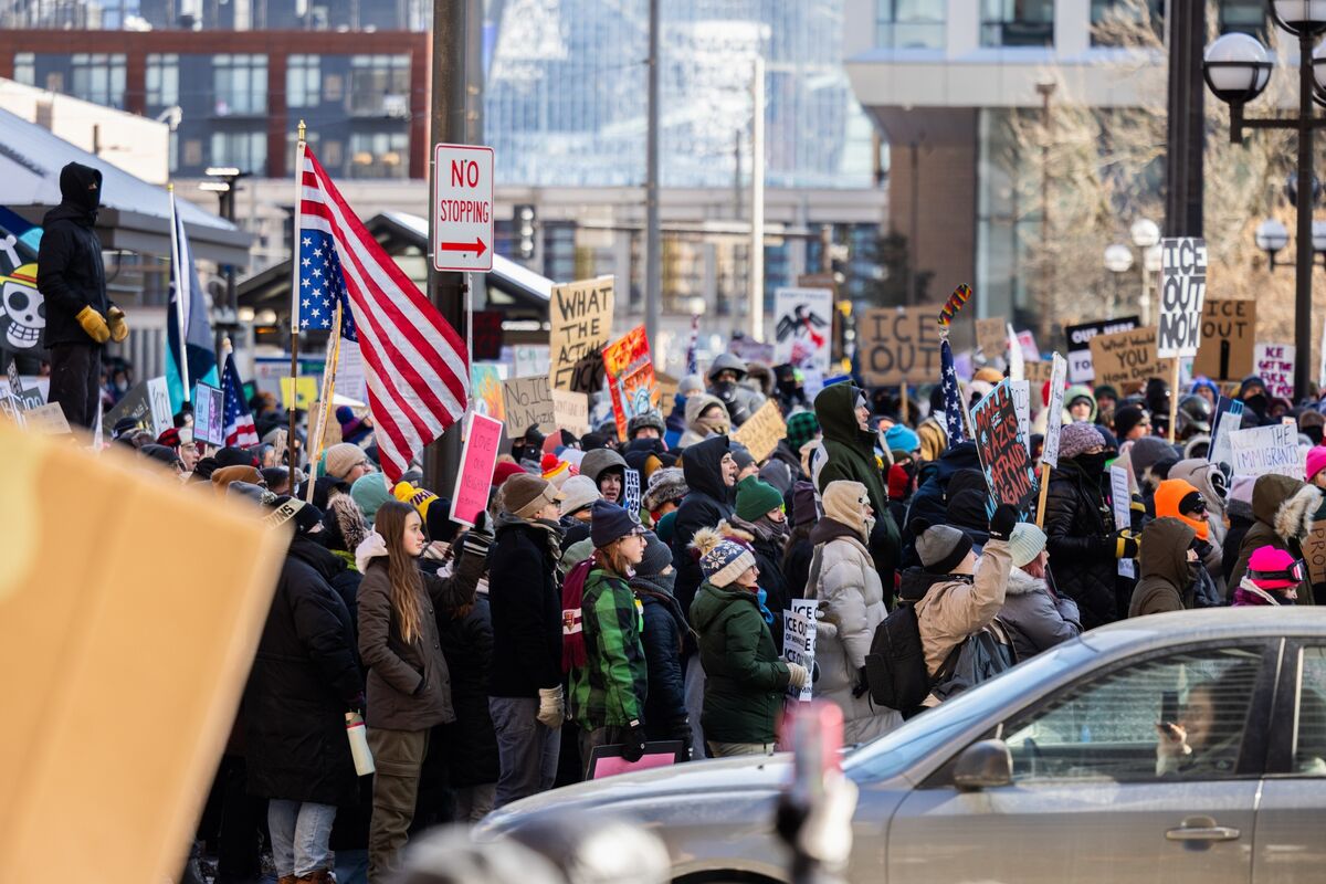 assets.bwbx.io image