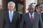Cyril Ramaphosa, right, with&nbsp;&nbsp;Lee Hsien Loong in Cape Town, South Africa, on May 16.
