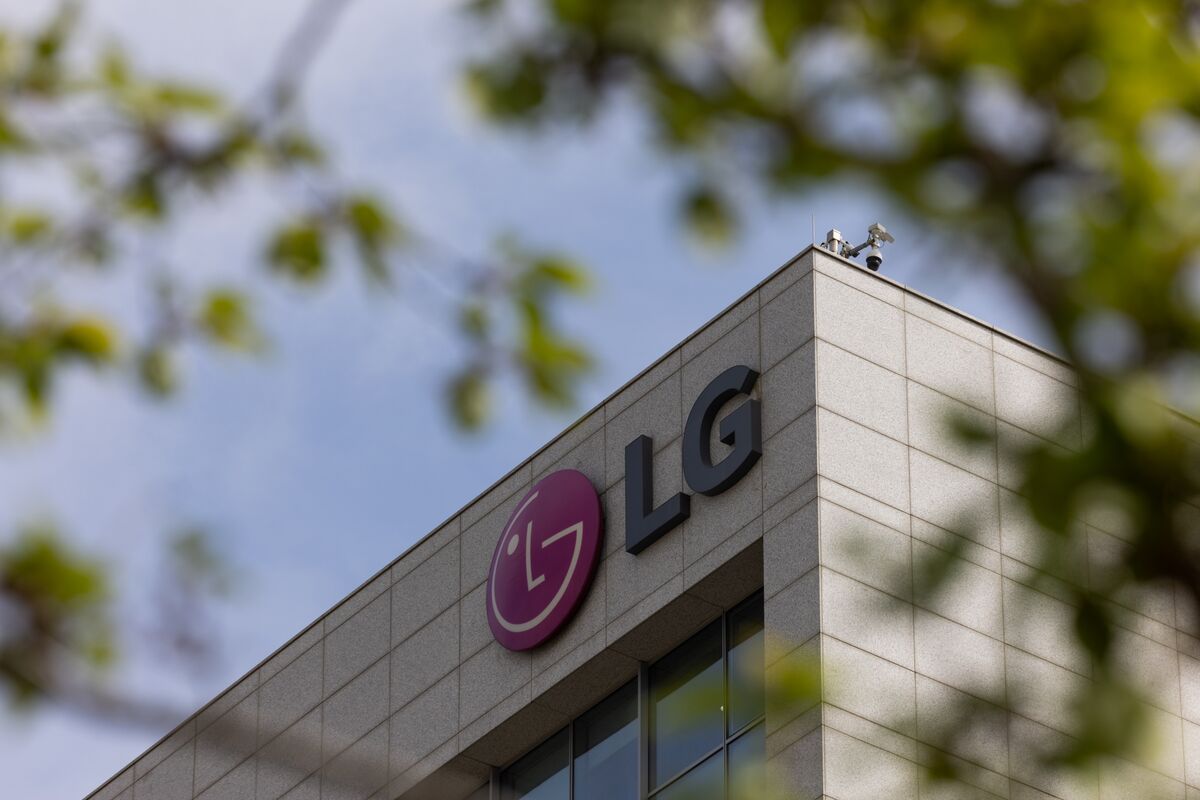 Anthropic Backer LG Technology Ventures Forms $309 Million Fund - Bloomberg