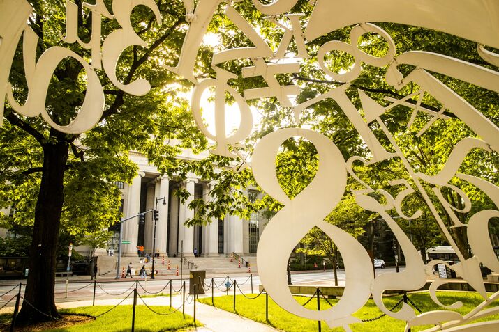 MIT Bitcoin Experiment Nets 13,000% Windfall for Students Who Held On