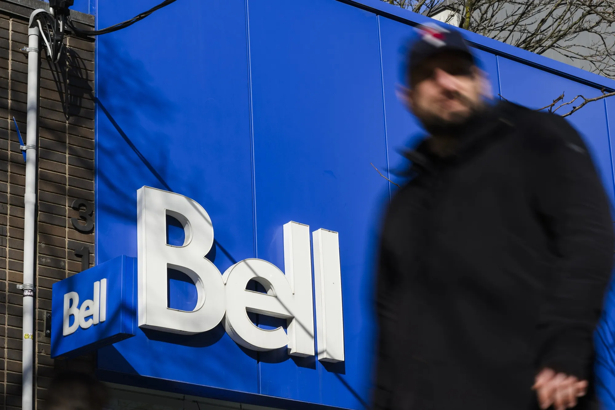 A Bell Canada store in Toronto. Bell parent BCE Inc.’s share price hit a 10-year low on Tuesday.&nbsp;