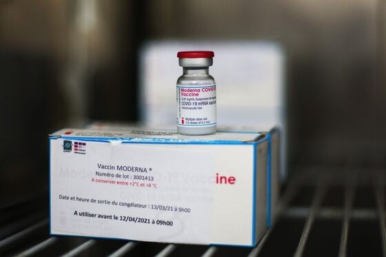 U.K. to Brief on AstraZeneca Vaccine as Safety Concerns Grow