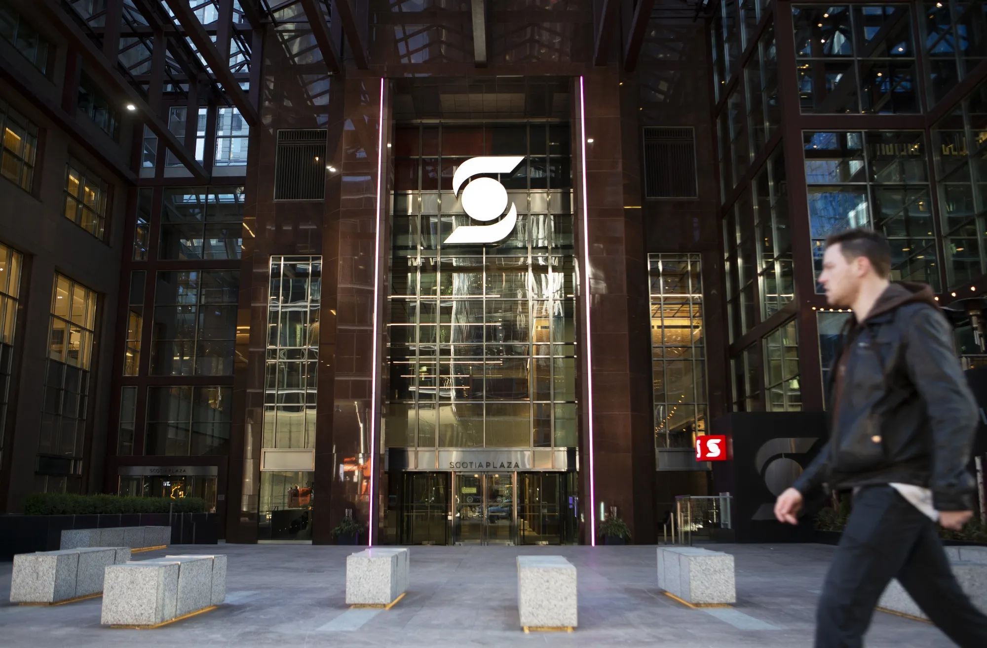 Banks In Canada As Rising Rates Help Margins