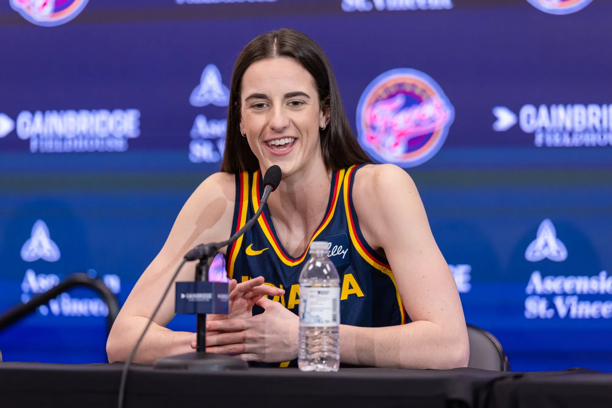 The Caitlin Clark Effect Is Already Changing the WNBA - Bloomberg