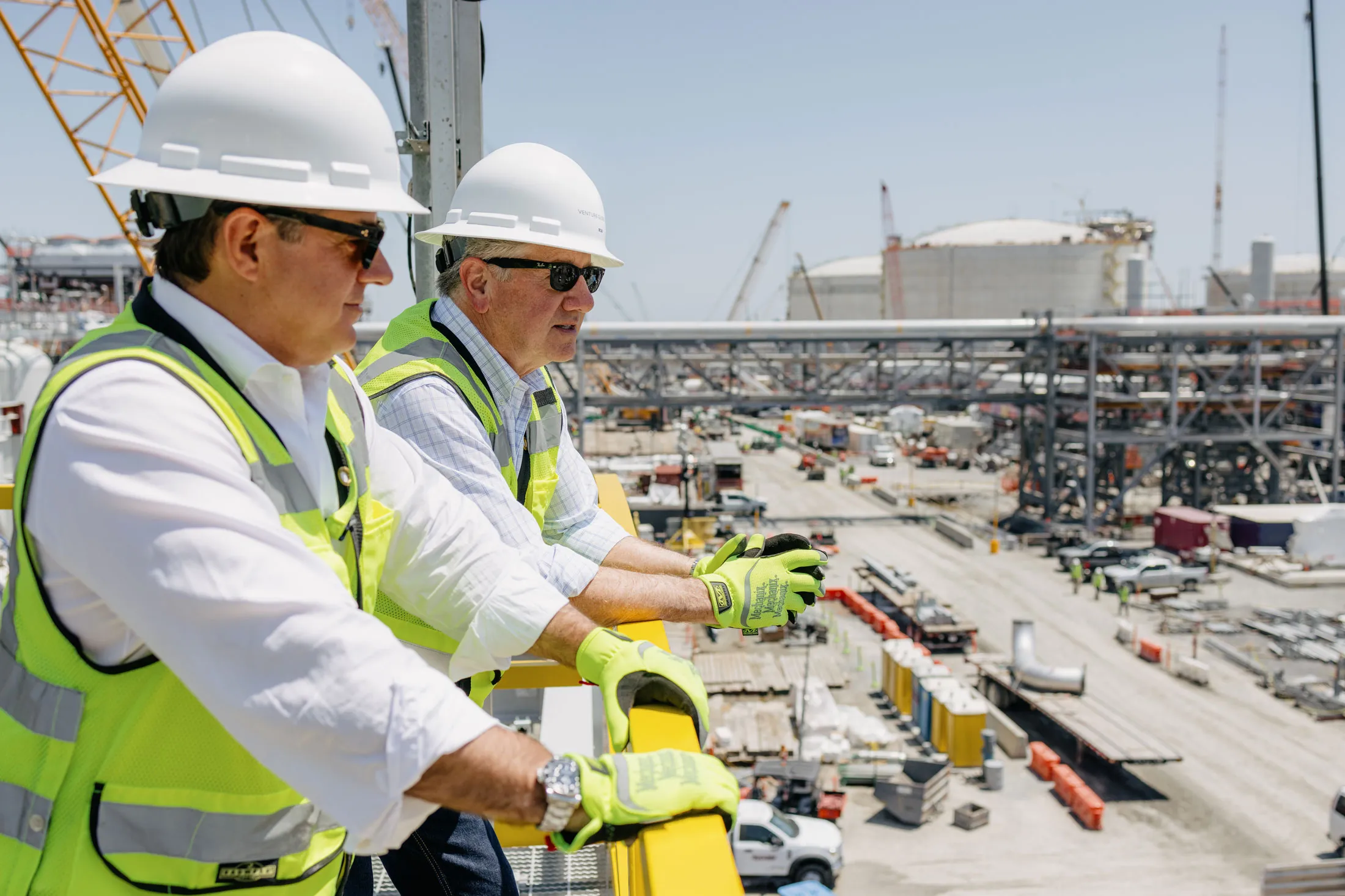 Mike Sabel, left, and Bob Pender, who founded Venture Global LNG from&nbsp;the outskirts of DC, overlook their second gas export plant under construction in Louisiana, known as Plaquemines LNG.